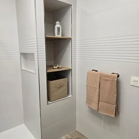 Апартаменты Dielma House *